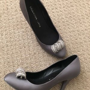 Evening pumps with 2 3/4 inch heel by Portia